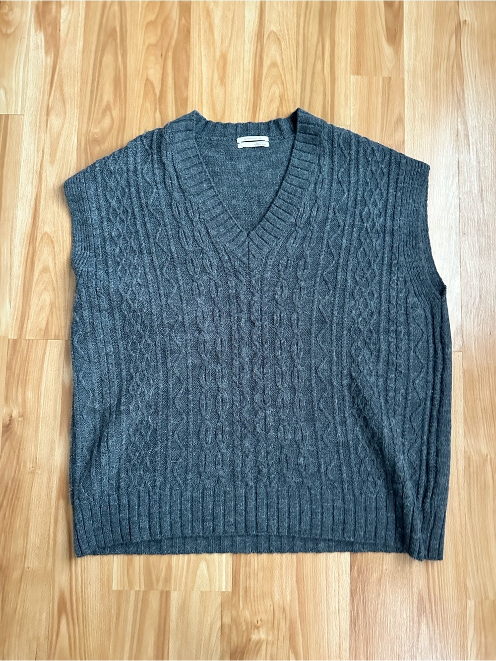 Anthropologie Charcoal Gray Cable Knit V-Neck Sweater Vest
